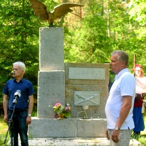 Dyrektor Muzeum im. Orła Białego w Skarżysku - Kamiennej Grzegorz Bień oraz Zastępca Prezydenta Miasta Krzysztof Myszka