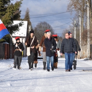 przemarsz pod pomnik