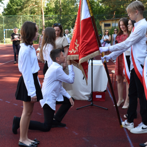 ceremoniał przekazania sztandaru