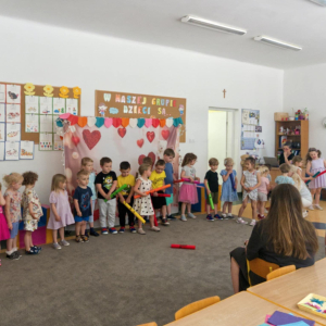  ŚWIĘTO RODZINY U SUPERBOHATERÓW