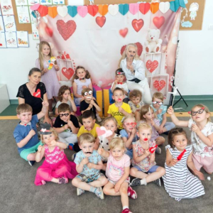 ŚWIĘTO RODZINY U SUPERBOHATERÓW