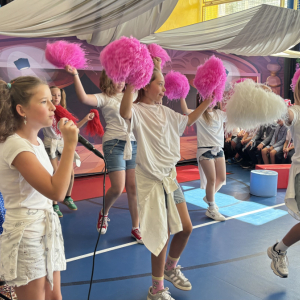 występ przedszkolaków i uczniów klasy 1