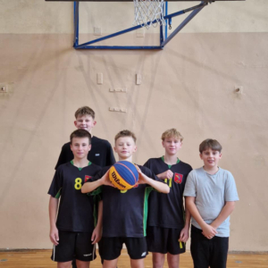 MISTRZOSTWA SKARŻYSKA-KAMIENNEJ W KOSZYKÓWCE 3x3 CHŁOPCÓW 