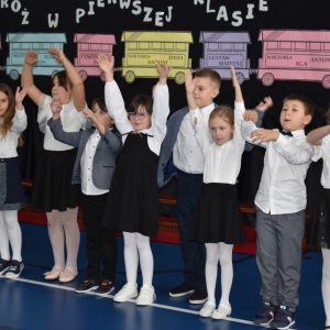 uroczystość pasowania na ucznia klasy pierwszej