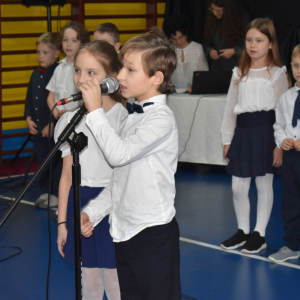 uroczystość pasowania na ucznia klasy pierwszej