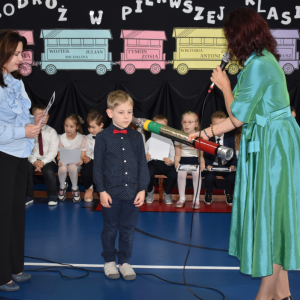 uroczystość pasowania na ucznia klasy pierwszej