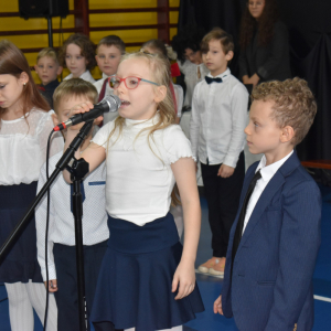 uroczystość pasowania na ucznia klasy pierwszej