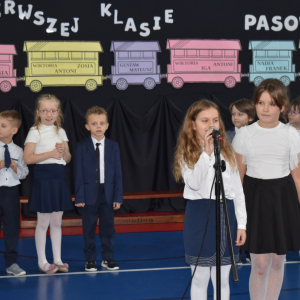 uroczystość pasowania na ucznia klasy pierwszej