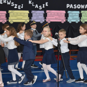 uroczystość pasowania na ucznia klasy pierwszej