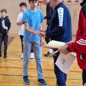 brąz dla chłopców