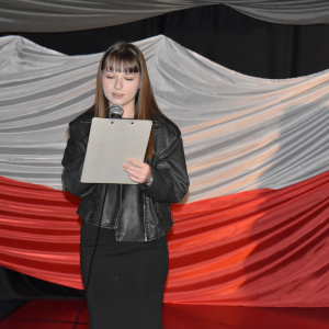 Wieczornica z okazji 107. rocznicy odzyskania przez Polskę Niepodległości