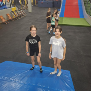 Mikołajkowy wyjazd do parku trampolin