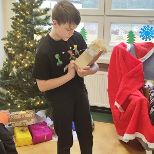 IDĄ ŚWIĘTA – TRADYCJE, KTÓRE ŁĄCZĄ POKOLENIA 