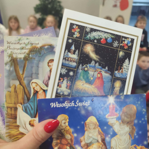 IDĄ ŚWIĘTA – TRADYCJE, KTÓRE ŁĄCZĄ POKOLENIA 