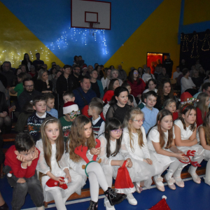 musical  „Święta u Elfów” z Reniferowej 13