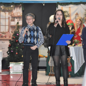 musical  „Święta u Elfów” z Reniferowej 13