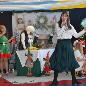 musical  „Święta u Elfów” z Reniferowej 13
