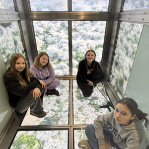 Edukacyjna wycieczka klas 6 - 7 