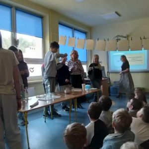 Dzień wody w świetlicy szkolnej