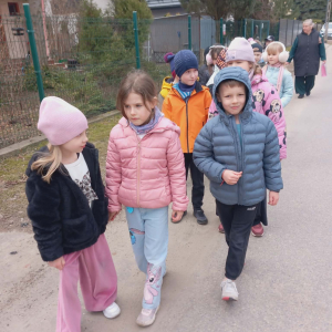 Przedszkolaki witają wiosnę