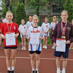 CZWÓRBÓJ LEKKOATLETYCZNY DZIEWCZĄT