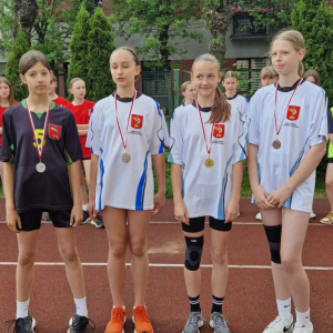 CZWÓRBÓJ LEKKOATLETYCZNY DZIEWCZĄT