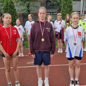 CZWÓRBÓJ LEKKOATLETYCZNY DZIEWCZĄT